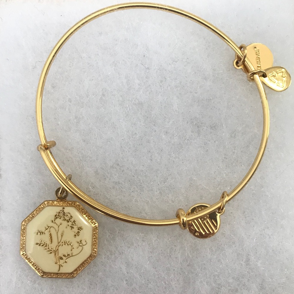 Alex & Ani | Fortune’s Bliss Sweet Pea Bracelet